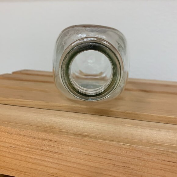 BOTTLE - 32oz 1836 FARMS glass milk bottle purple cap Terrell Texas, FLAG 10" - Picture 9 of 9